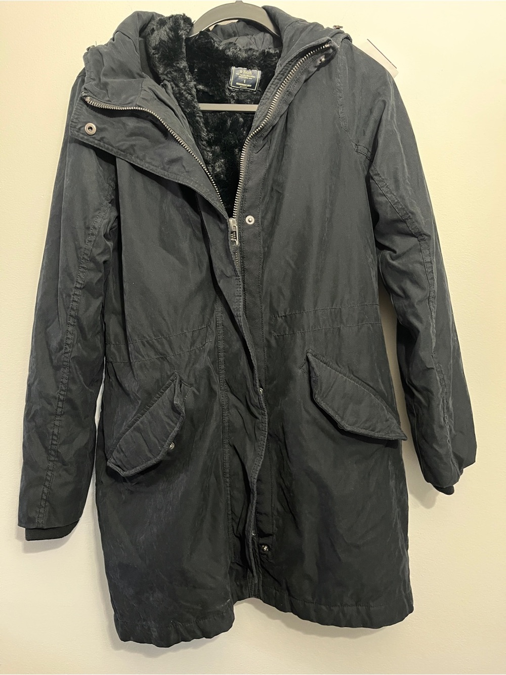 Abercrombie & Fitch Vintage Y2K Black Hooded Puffer Parka Women’s Size Small